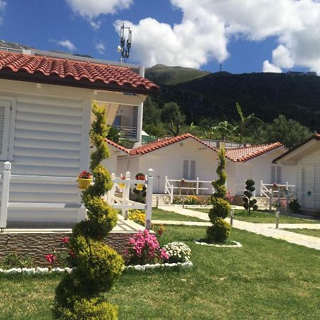 Vela E Bardhe Villa Dhërmi Eksteriør billede
